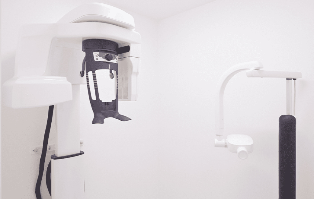 歯科用の専門機器を用いた精密な診療